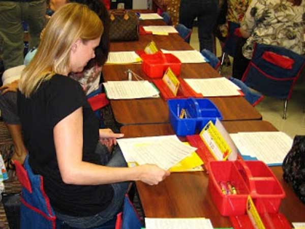 Tina at Teyas first day of kindergarten