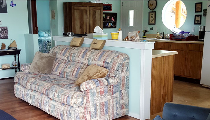 Inside Image of Tina