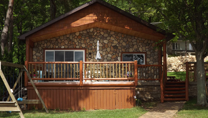 Outside Image of Tina